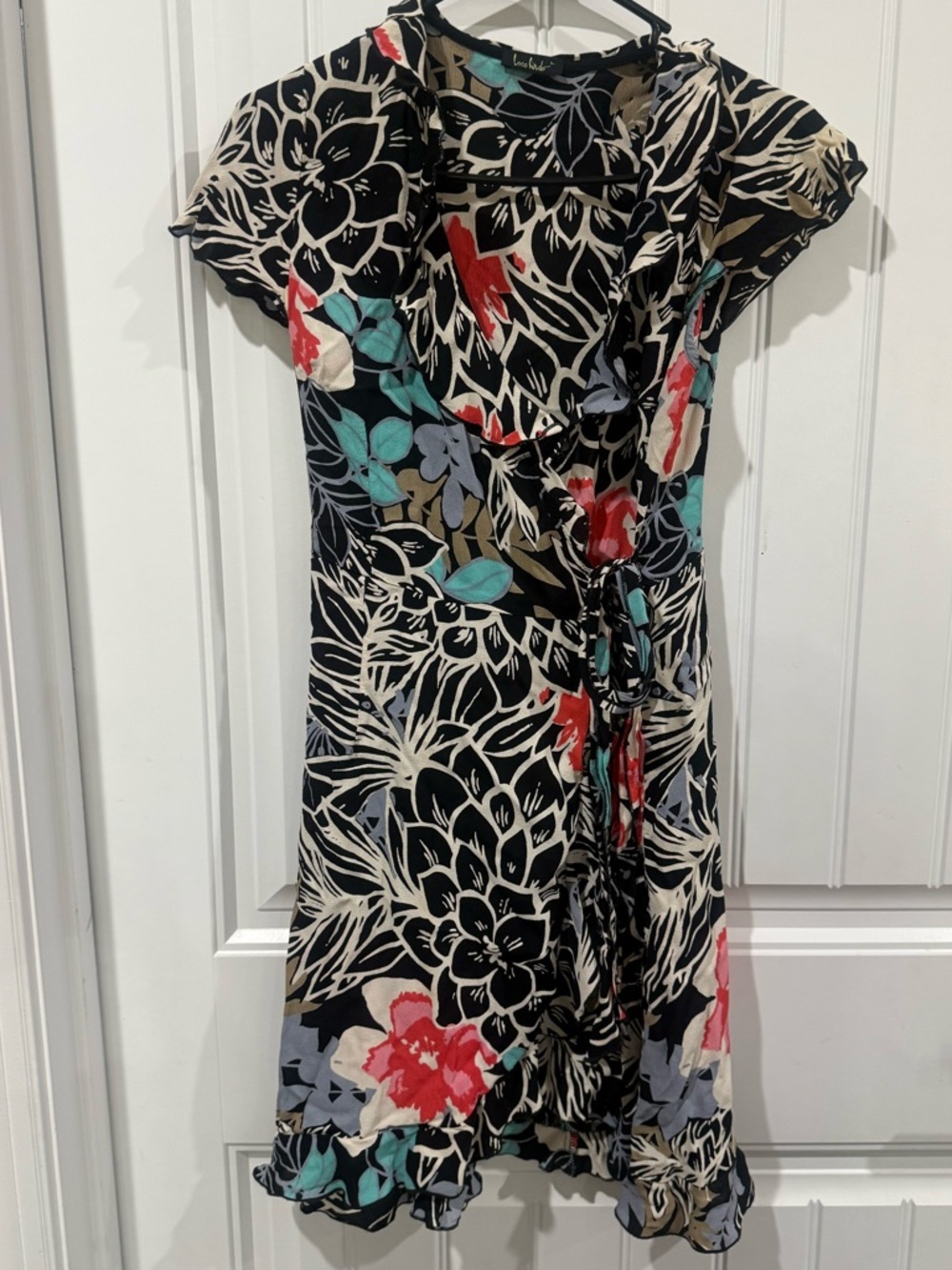 Vintage, Retro, Tropical, Floral, Boho, Color Pop Wrap Dress Loco Lindo